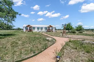 871 Old Harper Rd, Fredericksburg, TX 78624 - Photo 3