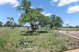 871 Old Harper Rd, Fredericksburg, TX 78624 - Photo 23