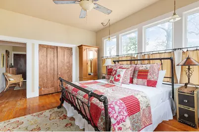 215 E Travis St, Fredericksburg, TX 78624 - Photo 13