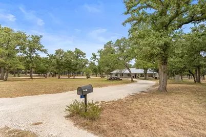 111 Wilderness Dr, Fredericksburg, TX 78624 - Photo 5