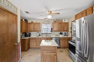 393 Marschall Creek Rd, Fredericksburg, TX 78624 - Photo 5