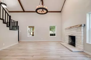 146 Hillside Dr, Fredericksburg, TX 78624 - Photo 9