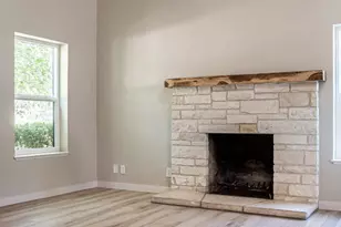 146 Hillside Dr, Fredericksburg, TX 78624 - Photo 7