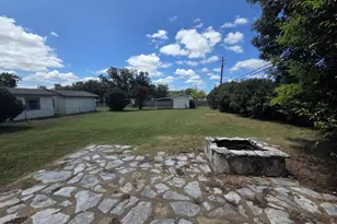 333 W Nimitz St, Fredericksburg, TX 78624 - Photo 19