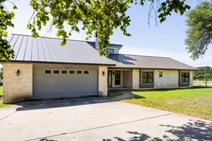 103 Crockett Dr, Kerrville, TX 78028 - Photo 3