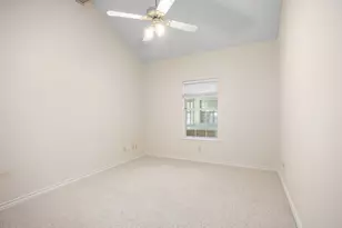 103 Crockett Dr, Kerrville, TX 78028 - Photo 27