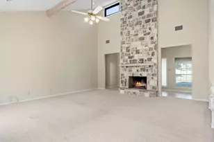 103 Crockett Dr, Kerrville, TX 78028 - Photo 9