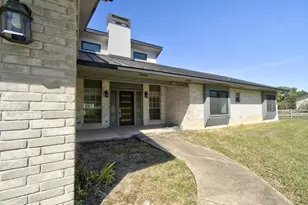 103 Crockett Dr, Kerrville, TX 78028 - Photo 3
