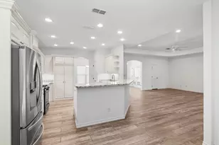 143 Stonewood, Fredericksburg, TX 78624 - Photo 11