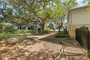 143 Stonewood, Fredericksburg, TX 78624 - Photo 27