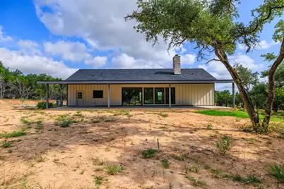 2662 Old Willow Rd, Fredericksburg, TX 78624 - Photo 11