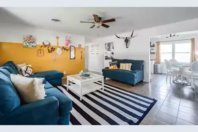 804 N Milam St, Fredericksburg, TX 78624 - Photo 15