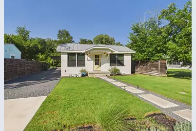 313 Fulton St, Fredericksburg, TX 78624 - Photo 1