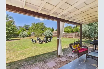 510 S Olive St, Fredericksburg, TX 78624 - Photo 27
