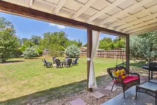 510 S Olive St, Fredericksburg, TX 78624 - Photo 27
