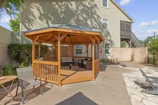 208 E San Antonio St, Fredericksburg, TX 78624 - Photo 73