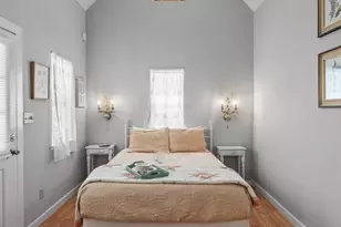 208 E San Antonio St, Fredericksburg, TX 78624 - Photo 39