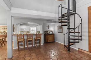 208 E San Antonio St, Fredericksburg, TX 78624 - Photo 15