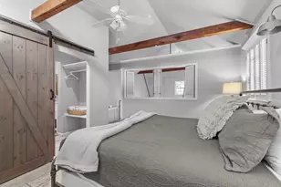 208 E San Antonio St, Fredericksburg, TX 78624 - Photo 33