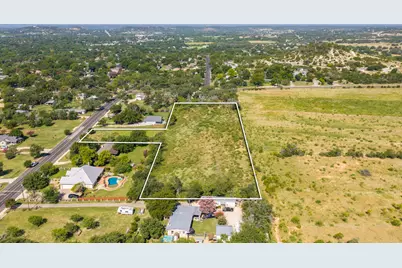 328 Morning Glory Dr, Fredericksburg, TX 78624 - Photo 17