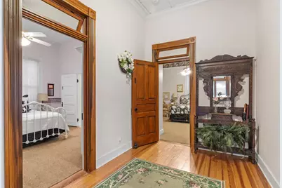 104 N Cherry St, Fredericksburg, TX 78624 - Photo 5