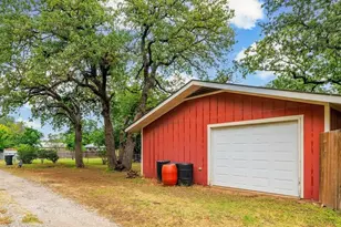 606 S Columbus, Fredericksburg, TX 78624 - Photo 21