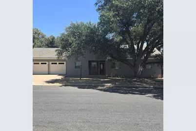 204 Crestwood Dr, Fredericksburg, TX 78624 - Photo 1