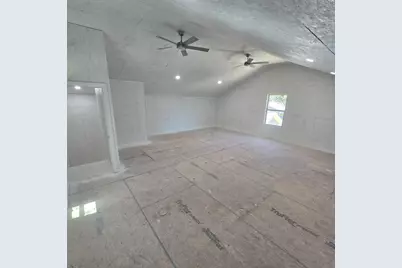 204 Crestwood Dr, Fredericksburg, TX 78624 - Photo 23