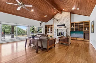 283 W Lacey Oak Pkwy, Kerrville, TX 78028 - Photo 5