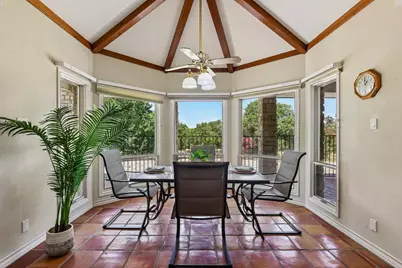 283 W Lacey Oak Pkwy, Kerrville, TX 78028 - Photo 9