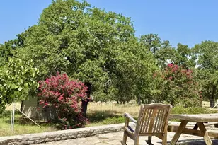 283 W Lacey Oak Pkwy, Kerrville, TX 78028 - Photo 37