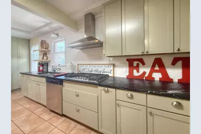 901 N Llano St, Fredericksburg, TX 78624 - Photo 5