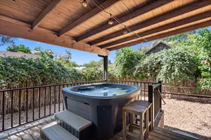 109 S Bowie, Fredericksburg, TX 78624 - Photo 29