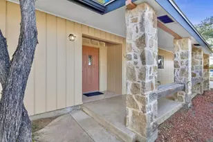 105 Hale St, Fredericksburg, TX 78624 - Photo 25