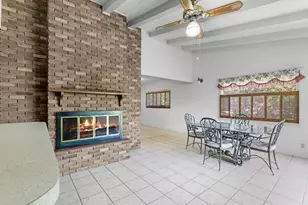 105 Hale St, Fredericksburg, TX 78624 - Photo 7
