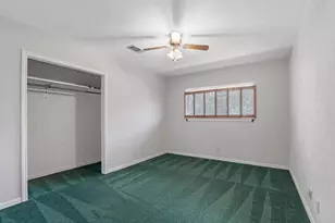 105 Hale St, Fredericksburg, TX 78624 - Photo 17