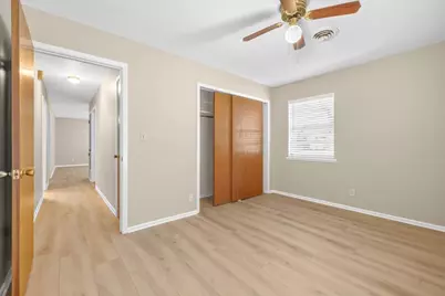 814 Sunset St, Fredericksburg, TX 78624 - Photo 11
