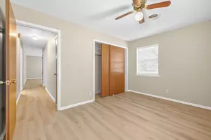 814 Sunset St, Fredericksburg, TX 78624 - Photo 11