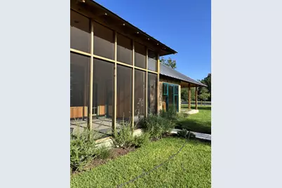 601 Whitney, Fredericksburg, TX 78624 - Photo 5