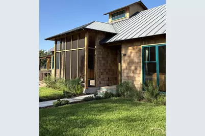 601 Whitney, Fredericksburg, TX 78624 - Photo 3
