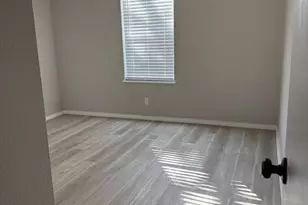 813 N Pecan St, Fredericksburg, TX 78624 - Photo 7