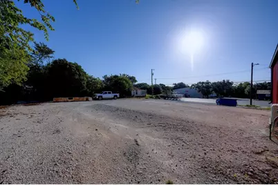 1301,1307 N Main St, Blanco, TX 78606 - Photo 31