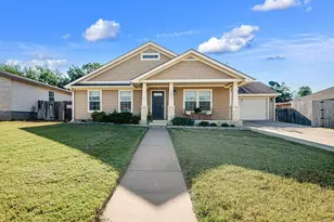 207 Green Oaks Loop, Fredericksburg, TX 78624 - Photo 31