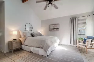 207 Green Oaks Loop, Fredericksburg, TX 78624 - Photo 17