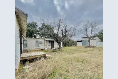 807 E Anniston, Llano, TX 78643 - Photo 3