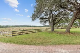 1410 Grapetown Rd, Fredericksburg, TX 78624 - Photo 49