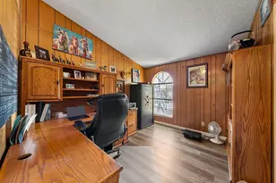 731 W Mountain View Dr, Lakehills, TX 78063 - Photo 17