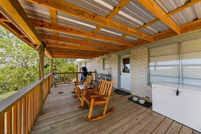 731 W Mountain View Dr, Lakehills, TX 78063 - Photo 21