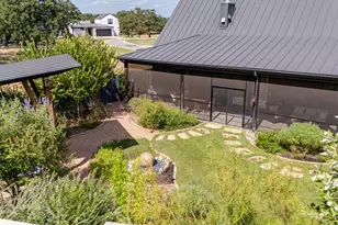 116 S Baurenhof Ct, Fredericksburg, TX 78624 - Photo 13