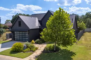 116 S Baurenhof Ct, Fredericksburg, TX 78624 - Photo 3